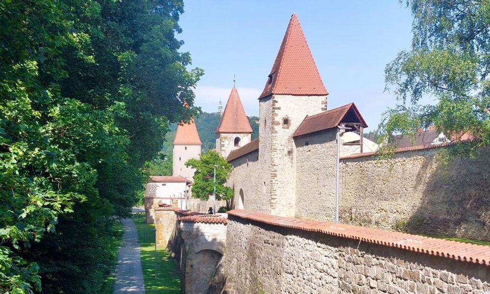 Reise um die Stadtmauer