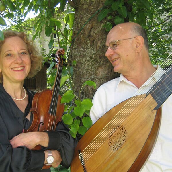 Veranstaltung Mohr-Villa: Kultur picknickt: Musikalische Reise über die Alpen